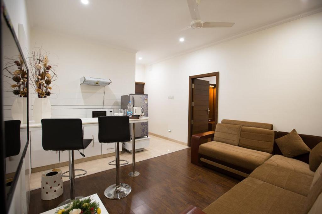 Chola Serviced Apartment Tiruchirappalli Exterior foto